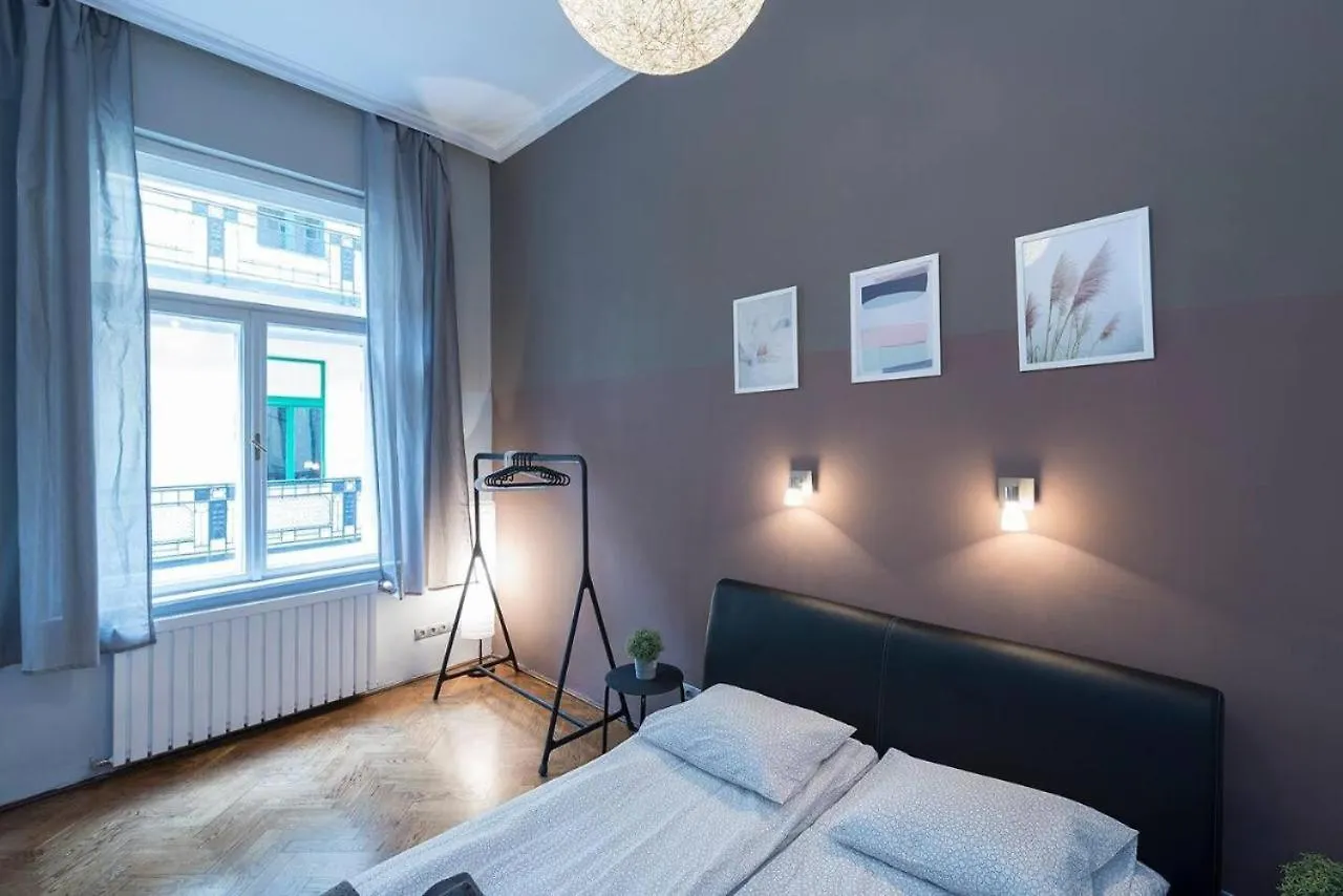 Vaci Street Apartments Budapest 0*,